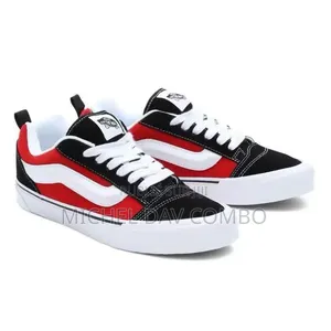Chaussures Homme Et Femme Élégant