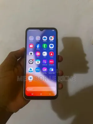 Nouveau Samsung Galaxy A14 5G 128 GB Bronze