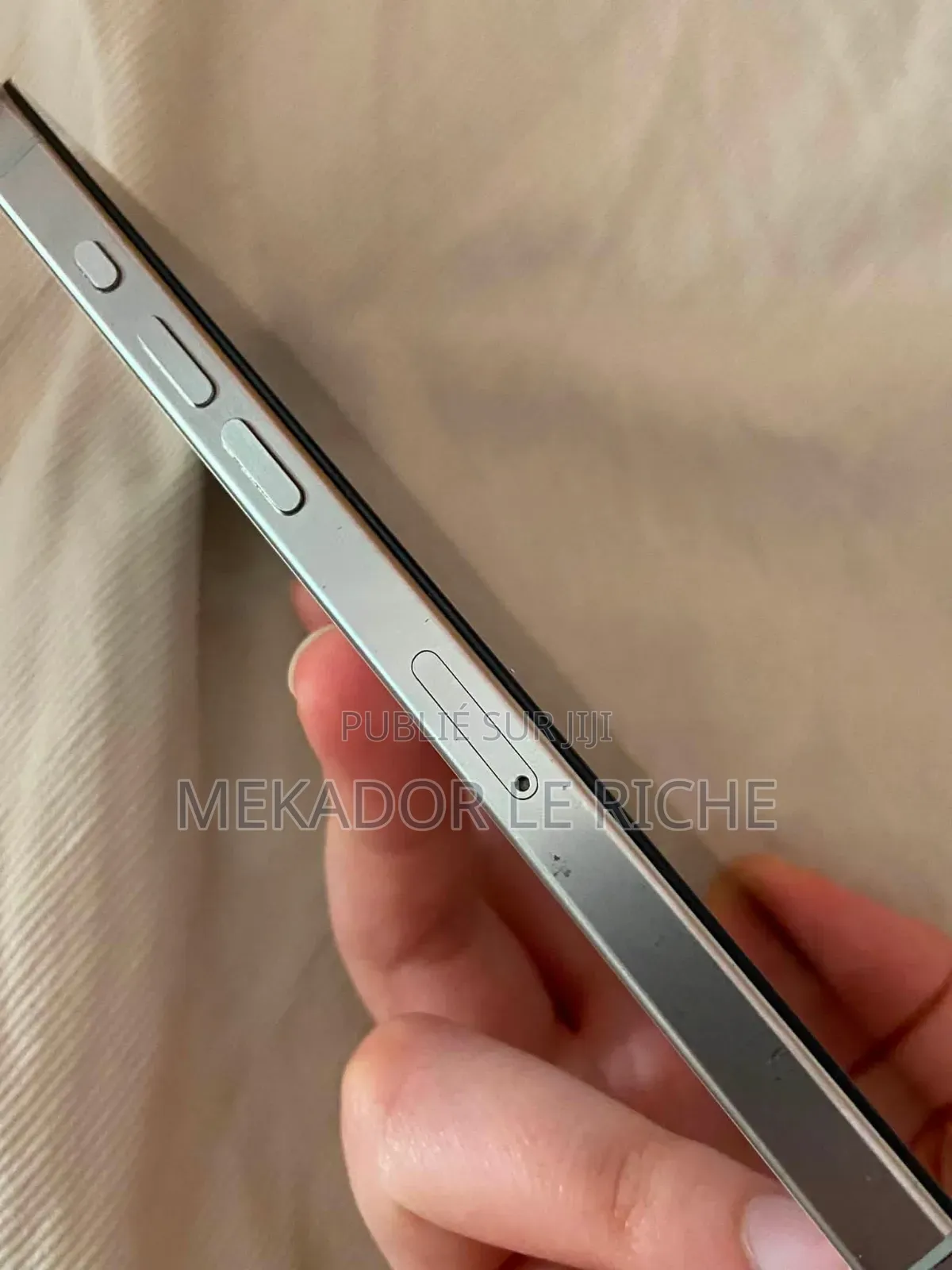 Nouveau Apple iPhone 15 Pro Max 256 GB Argenté