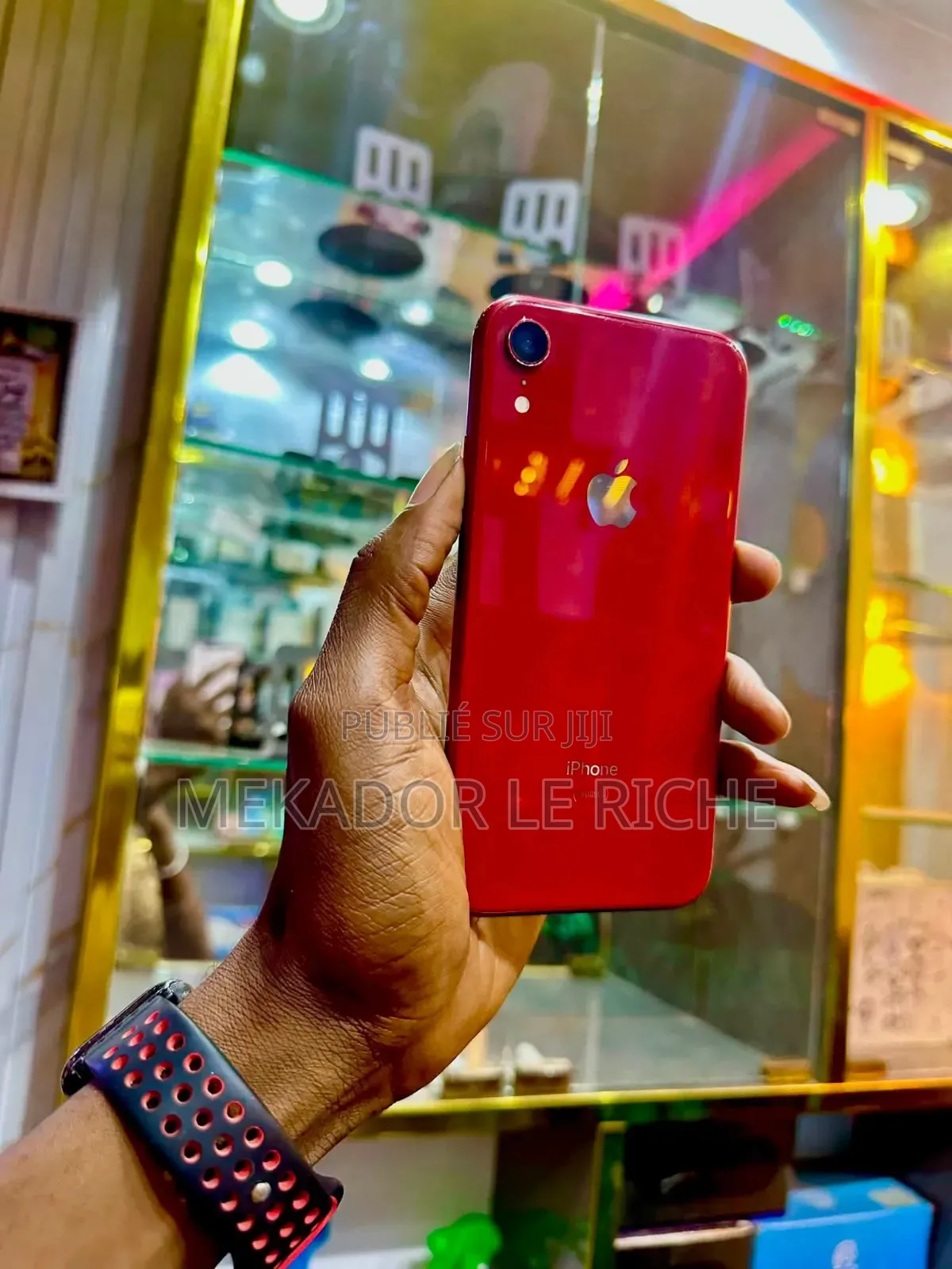 Nouveau Apple iPhone XR 128 GB Rouge