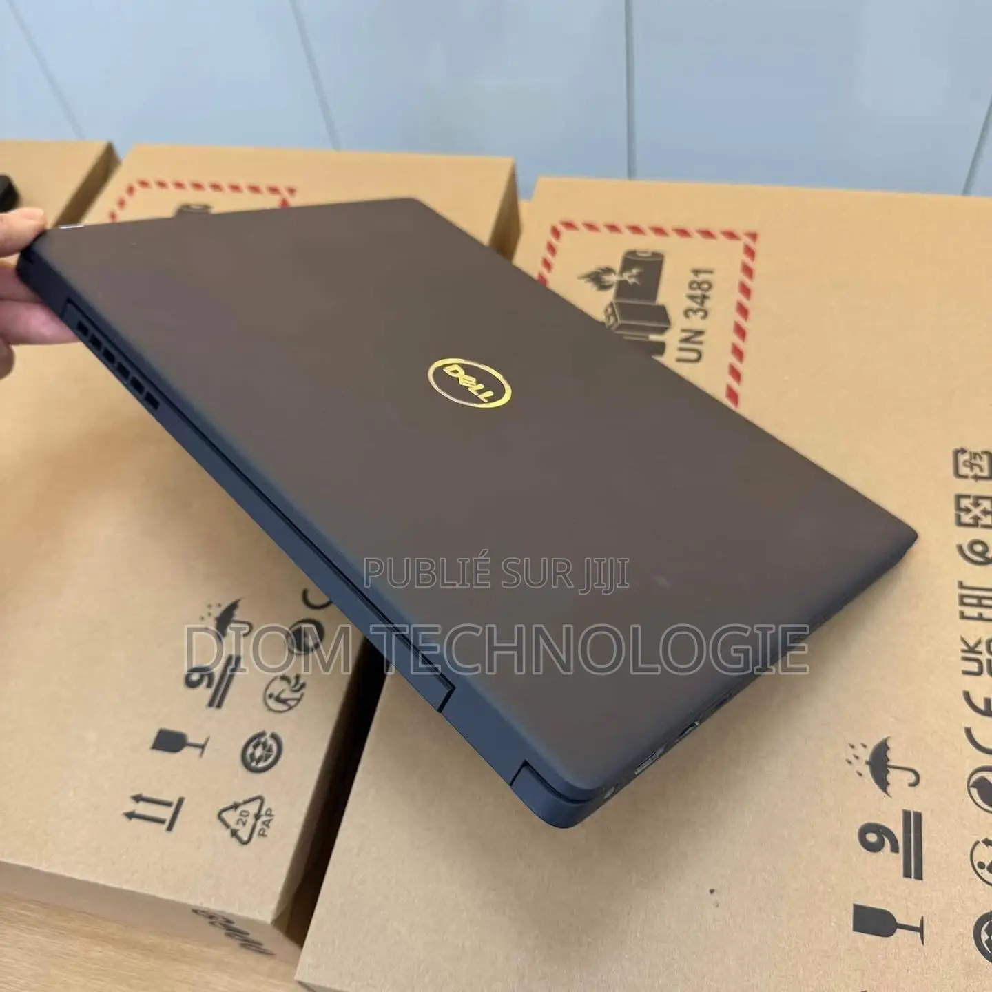 Ordinateur portable Dell Latitude 3410 16GB Intel Core i5 SSD 512GB