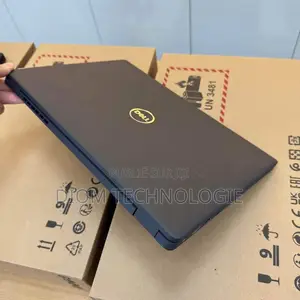 Ordinateur portable Dell Latitude 3410 16GB Intel Core i5 SSD 512GB