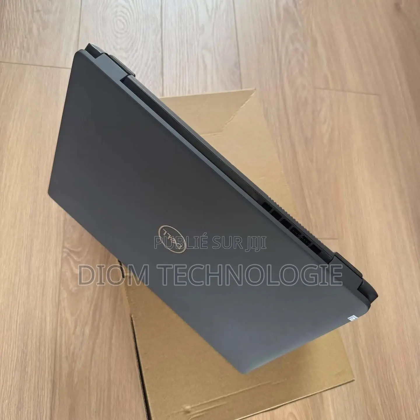 Ordinateur portable Dell Latitude 3410 16GB Intel Core i5 SSD 512GB