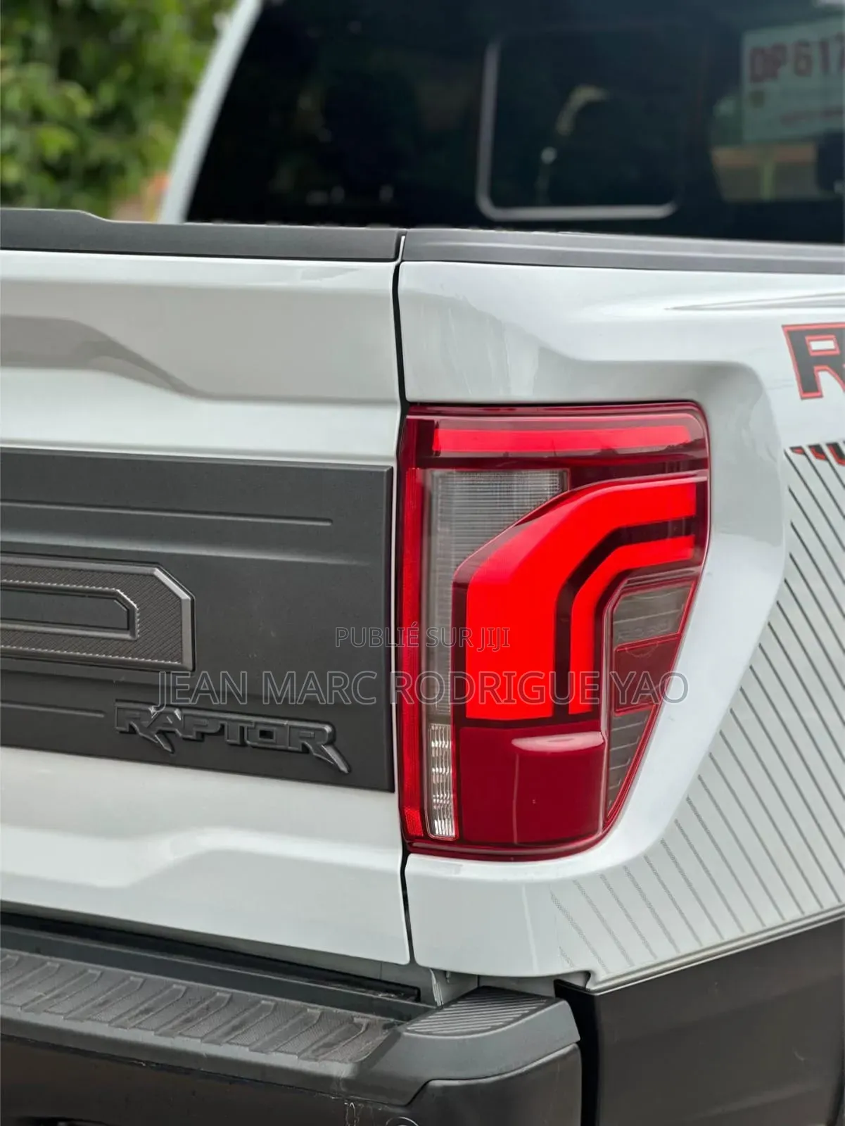 Ford F-150 2024 Blanc cassé