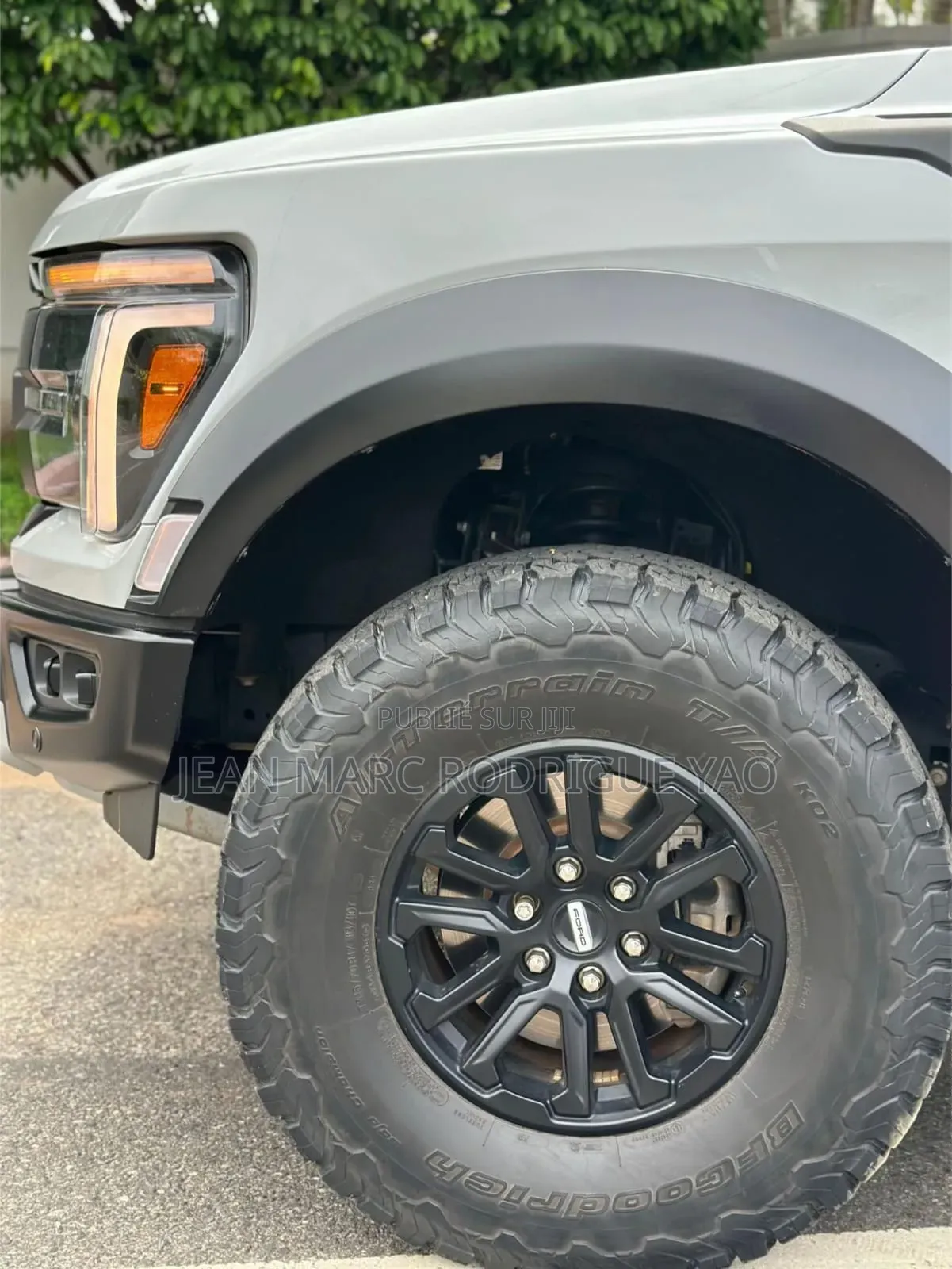 Ford F-150 2024 Blanc cassé