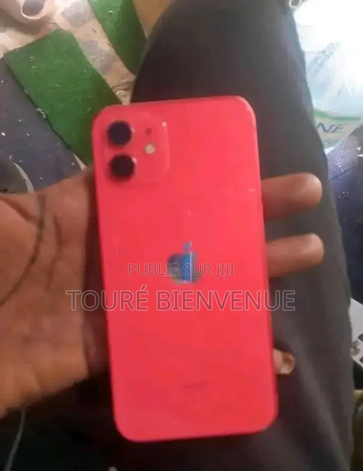 Nouveau Apple iPhone 12 128 GB Rouge