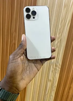 Nouveau Apple iPhone 13 256 GB Blanc