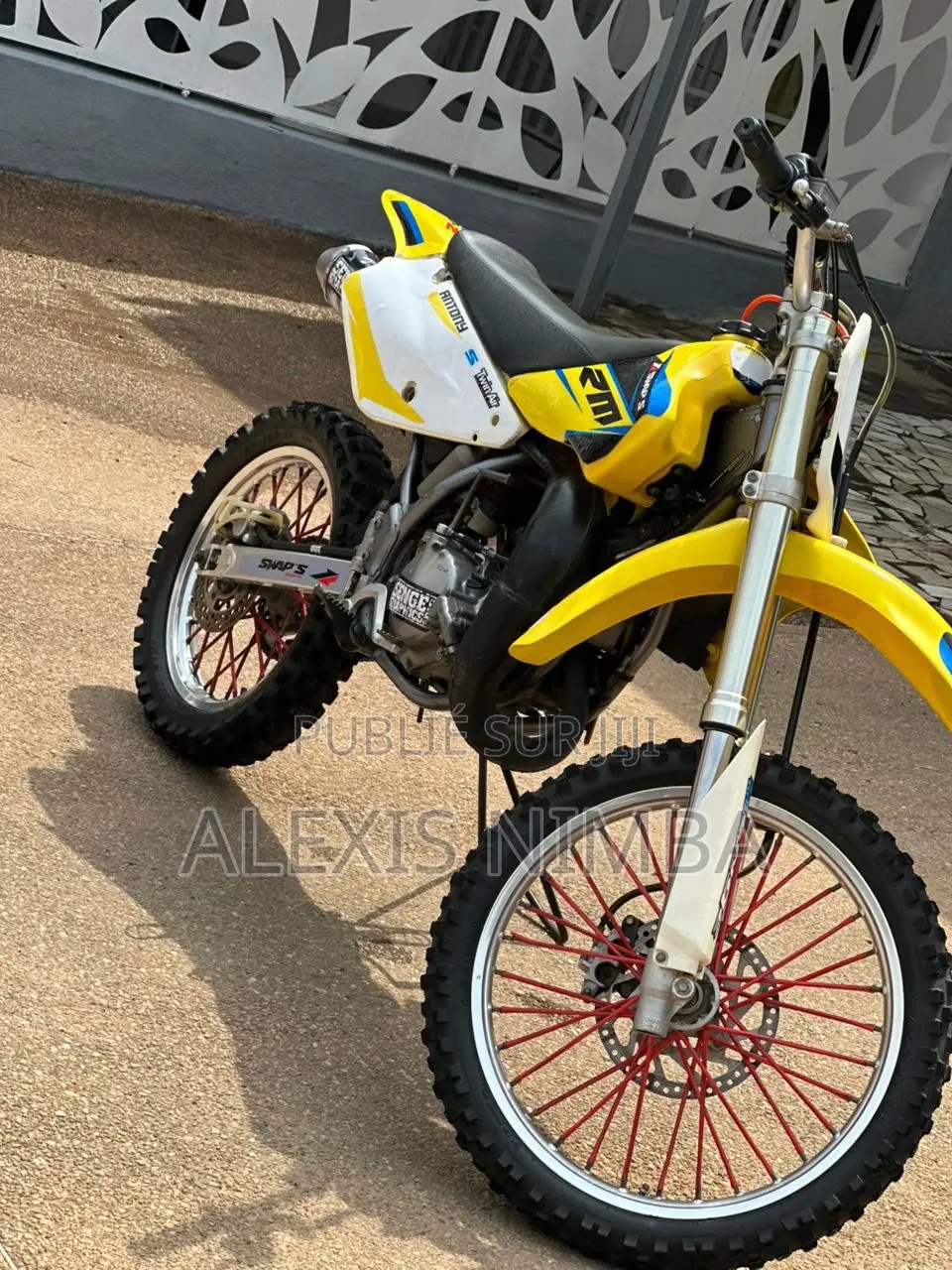 Suzuki Autre 2022 Jaune