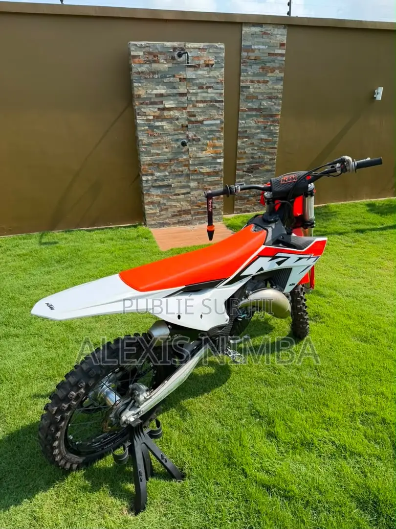 Nouveau KTM Autre 2024 Rouge
