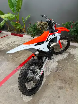 Nouveau KTM Autre 2024 Rouge