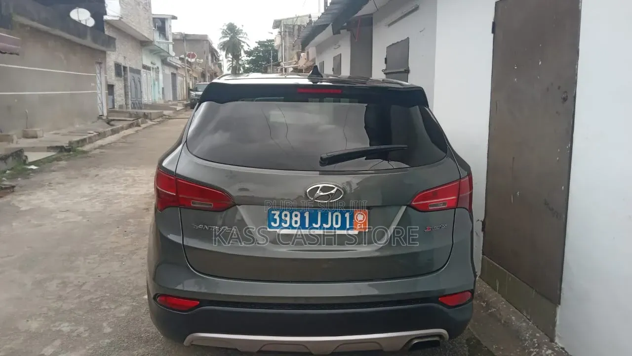 Hyundai Santa Fe 2016 Gris