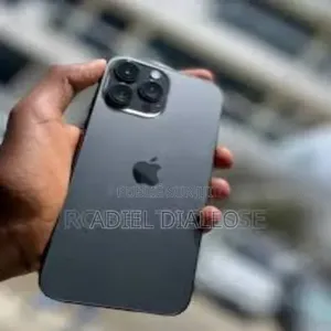 Nouveau Apple iPhone 13 256 GB Gris