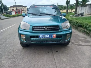 Toyota RAV4 2.0 4x4 2004 Bleu