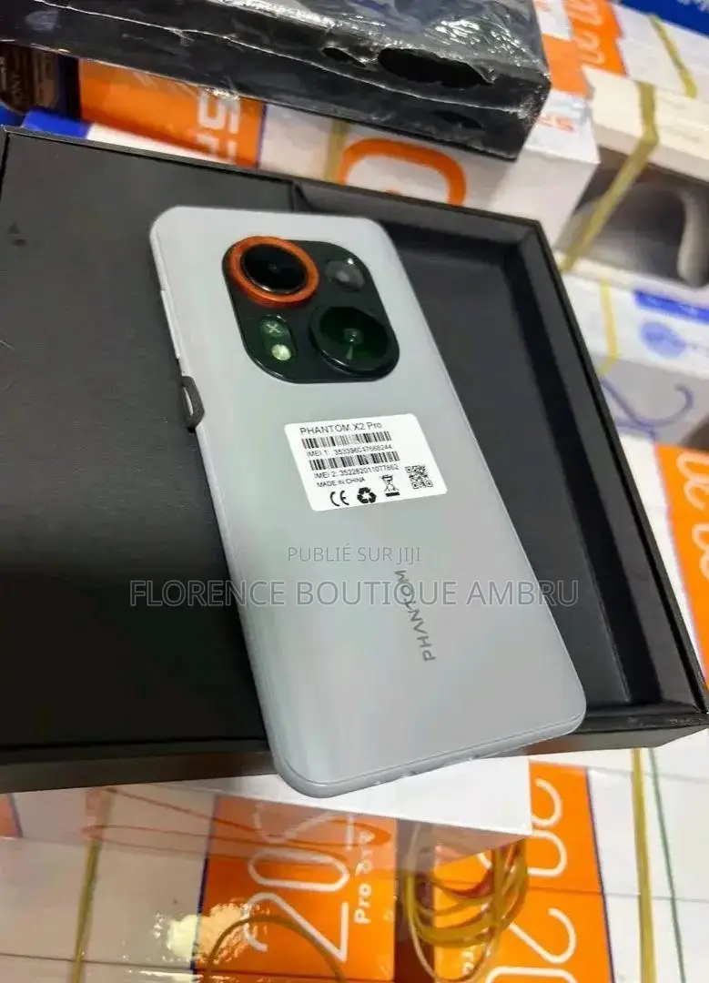 Nouveau Tecno Camon 30 256 GB Orange