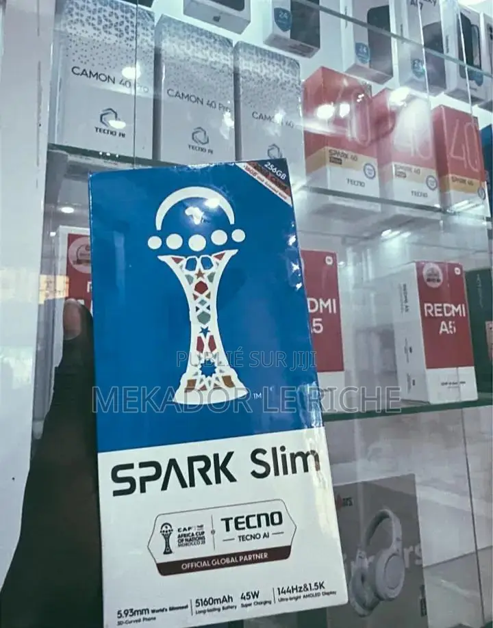 Nouveau Tecno Spark Slim 256 GB Bleu
