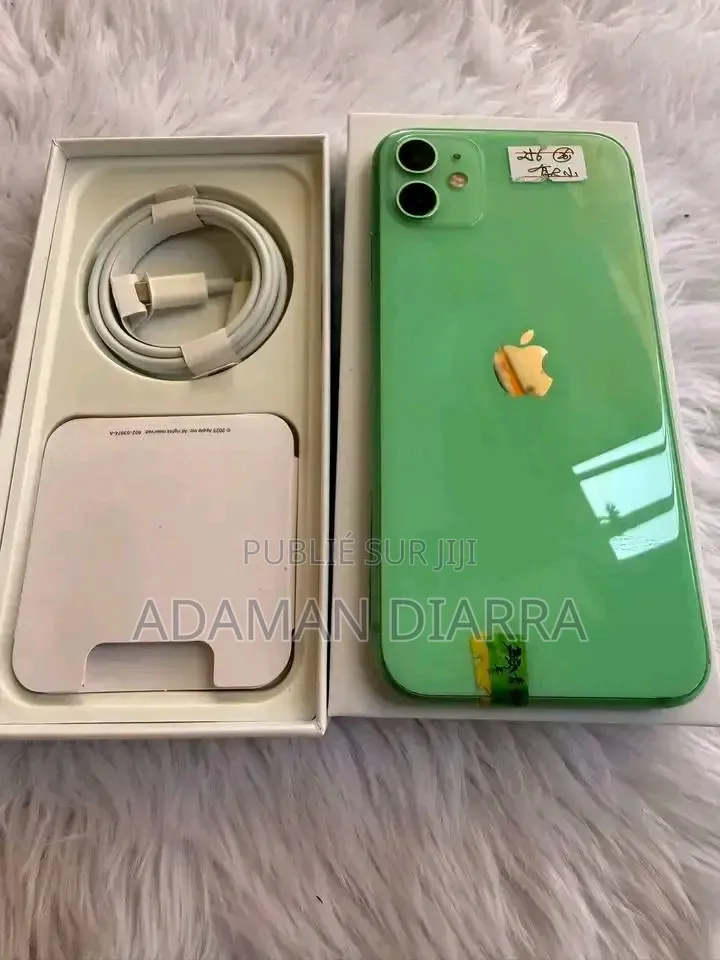 Nouveau Apple iPhone 11 64 GB Blanc