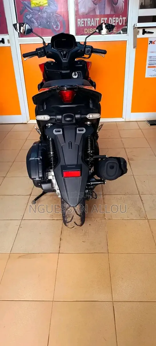 Nouveau Yamaha Autre 2026 Noir