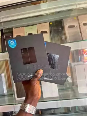 Nouveau Samsung Galaxy Z Flip5 512 GB Noir
