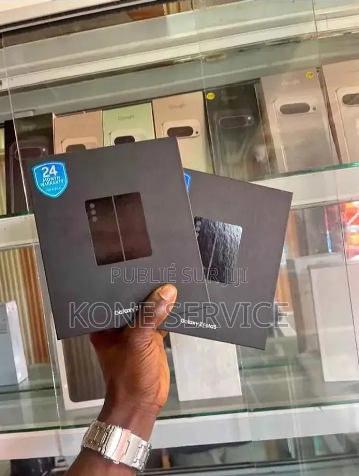 Nouveau Samsung Galaxy Z Flip5 512 GB Noir
