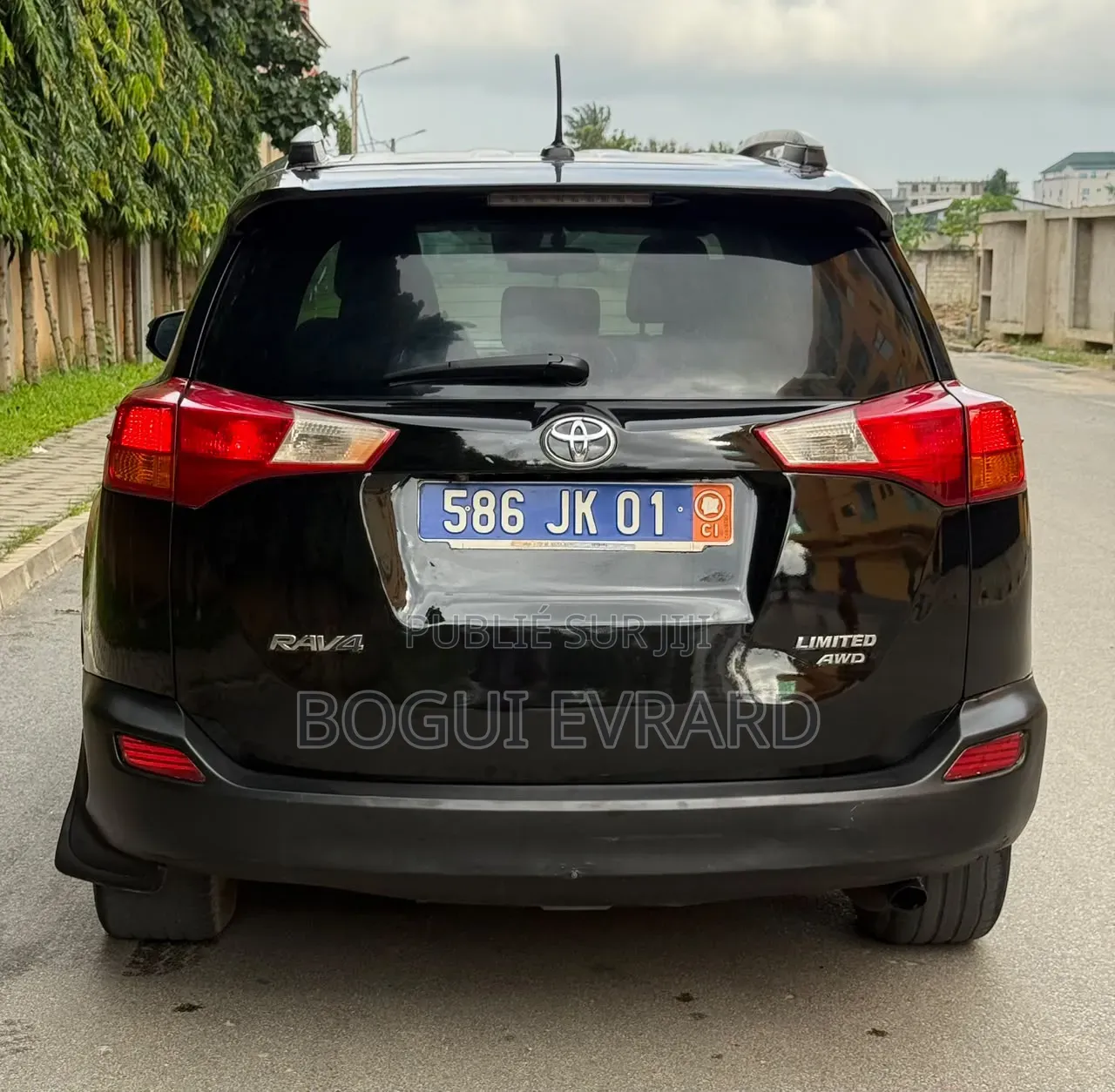 Toyota RAV4 2017 Noir