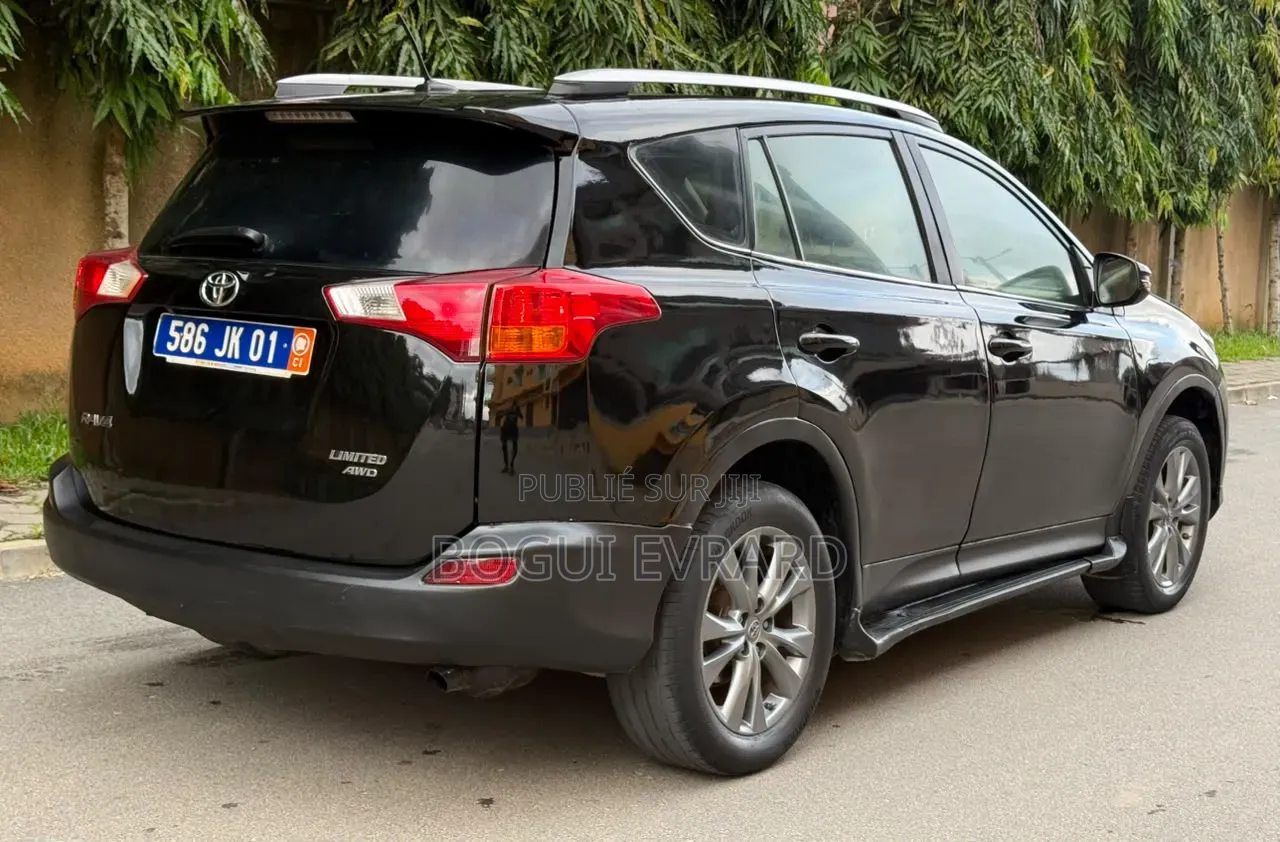 Toyota RAV4 2017 Noir
