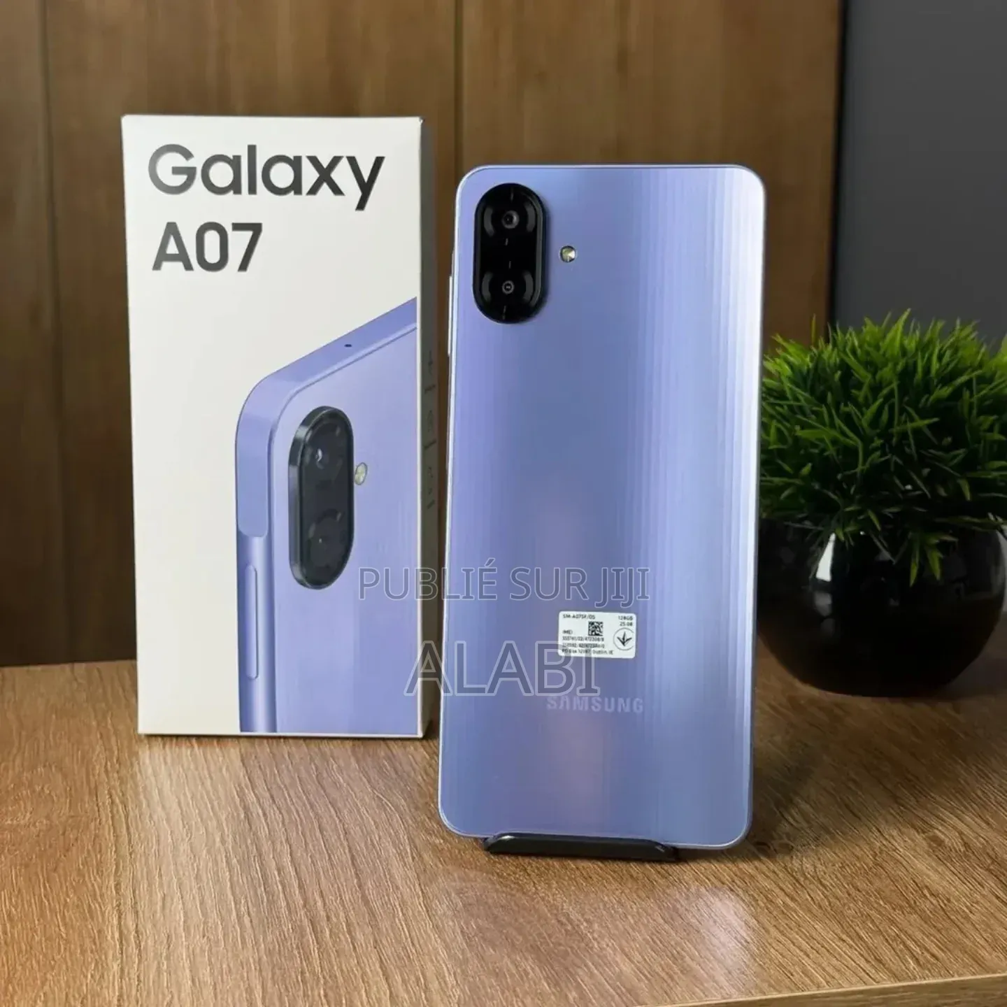 Nouveau Samsung Galaxy A7 128 GB Violet