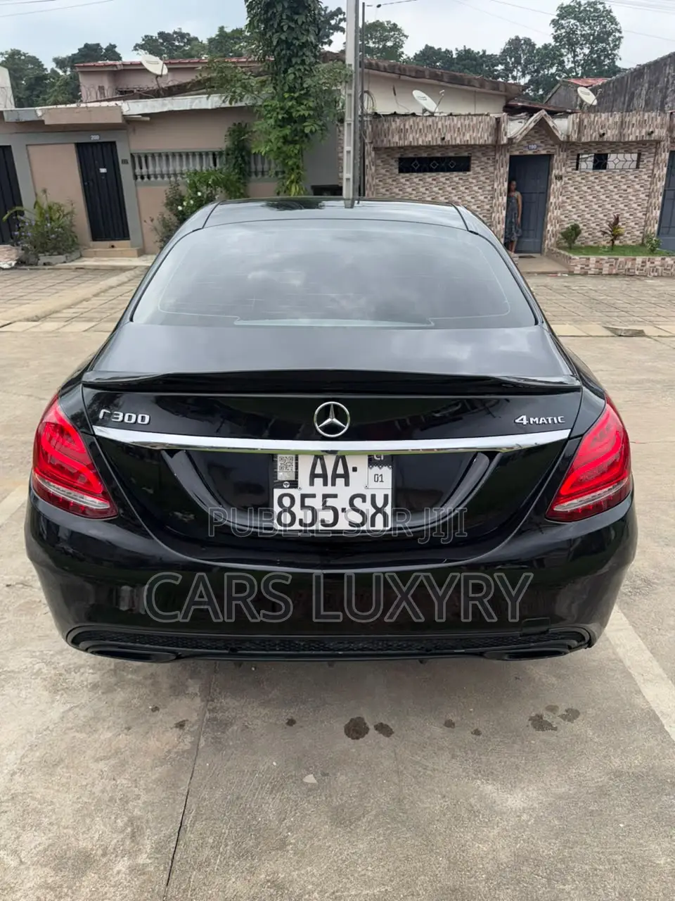 Mercedes-Benz C300 Luxury 4matic Sedan AWD (2.0L 4cyl 7A) 2017 Noir