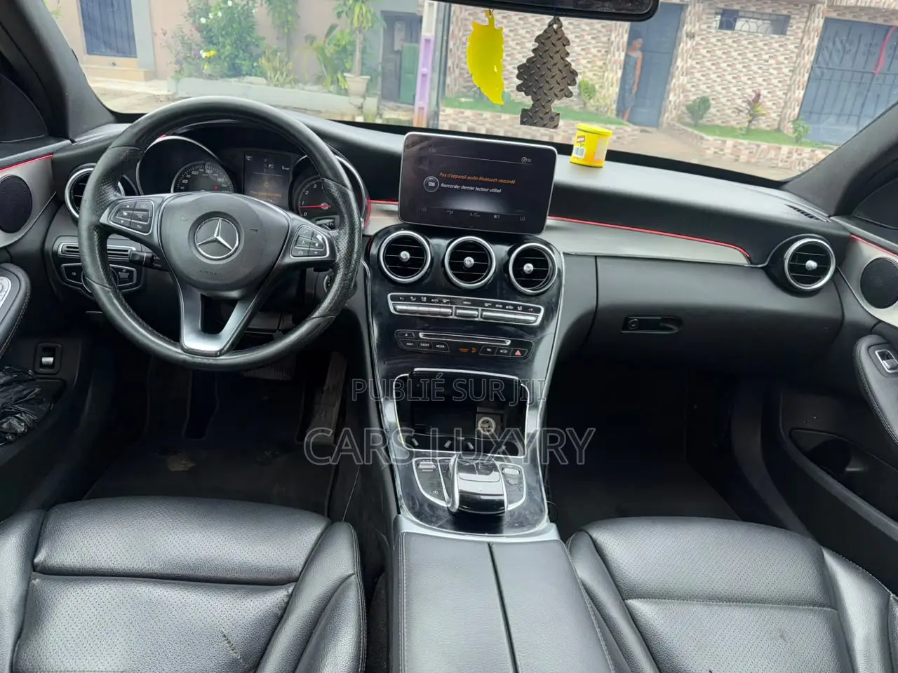 Mercedes-Benz C300 Luxury 4matic Sedan AWD (2.0L 4cyl 7A) 2017 Noir