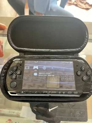 PsP by Sony Console De Jeux Quasi Neuf