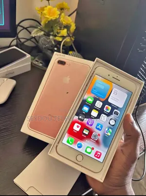 Nouveau Apple iPhone 7 Plus 32 GB Bronze