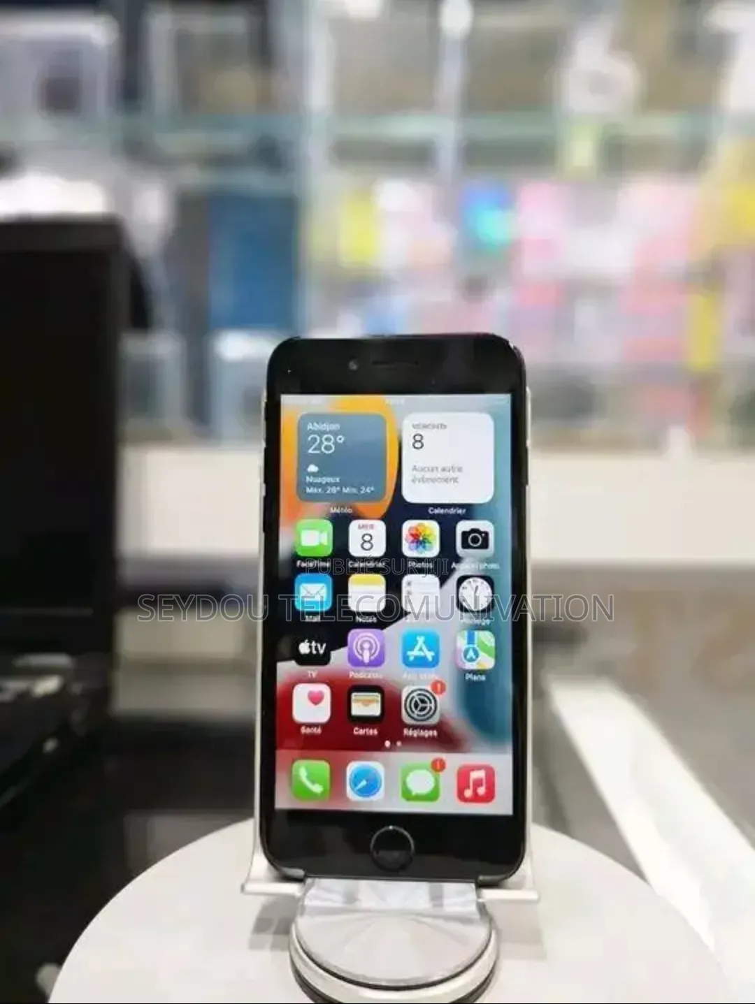 Nouveau Apple iPhone 7 32 GB Noir