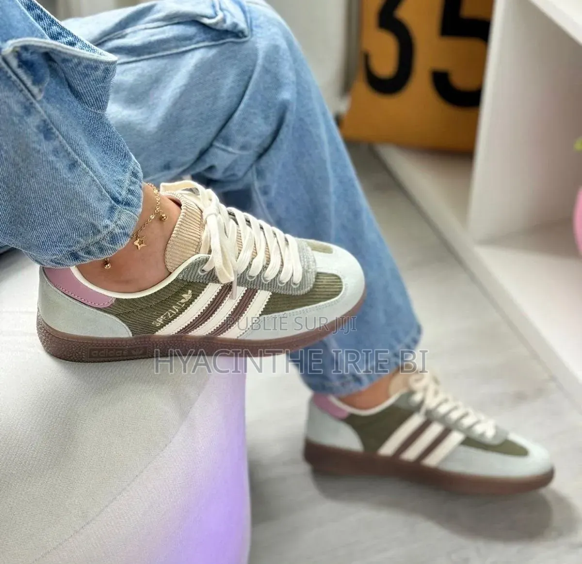 Adidas Spezial Pointures : 37 À 45 Prix : 19.000 F