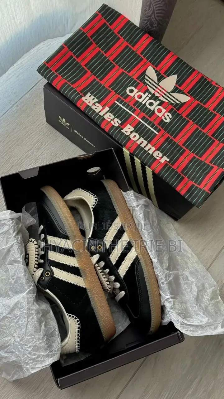 Adidas Samba Wales Bonner Pointures : 37 À 45 Prix : 20.000 F