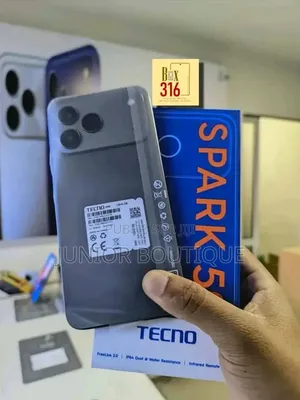 Nouveau Tecno Spark 50 128 GB Autre