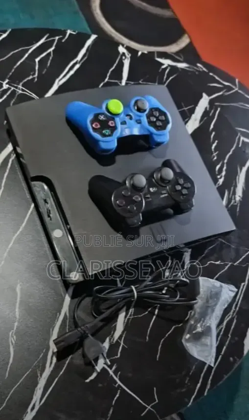 PS3 Avec 125 Jeux