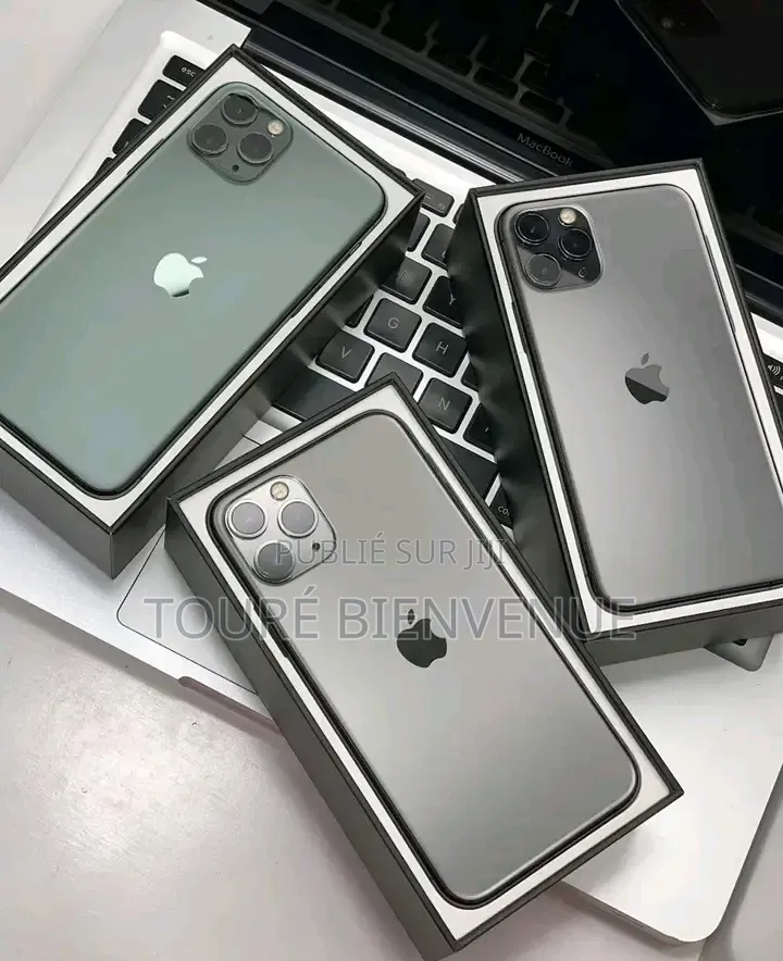 Nouveau Apple iPhone 11 Pro Max 256 GB Noir