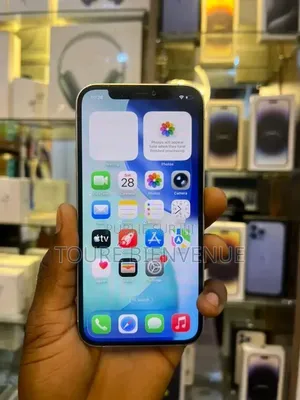 Nouveau Apple iPhone 12 Pro 128 GB Noir