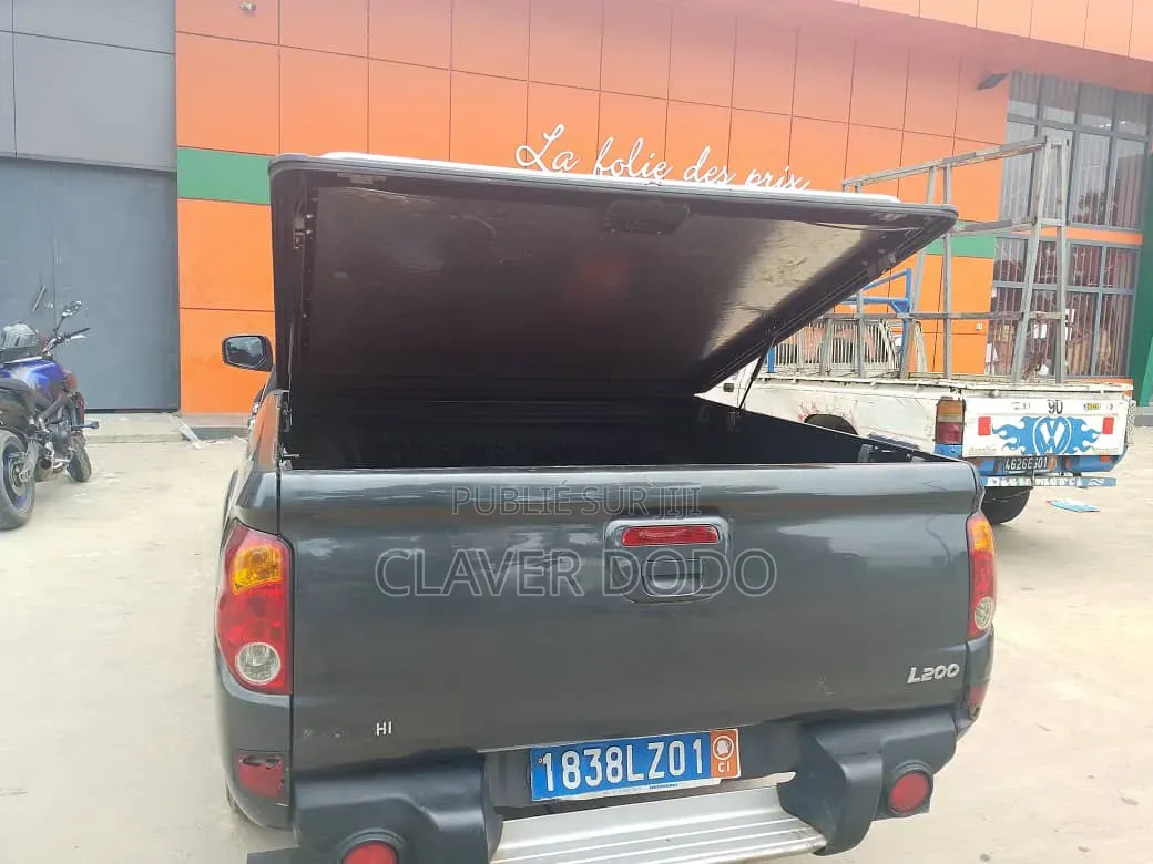 Mitsubishi L200 2016 Noir