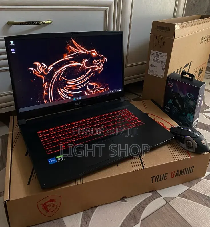 Nouveau Ordinateur portable Lenovo 500e 32GB Intel Core i9 SSD 128GB