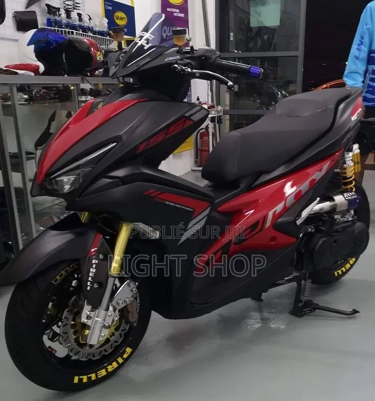 Nouveau TVS Apache RTR 160 2v Refresh X-connect 2025 Blanc