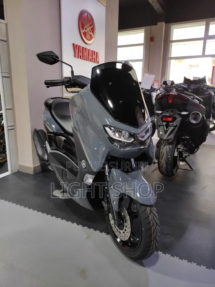Nouveau TVS Apache RTR 160 2v Refresh X-connect 2025 Blanc