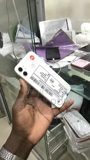 Apple iPhone 11 64 GB Blanc