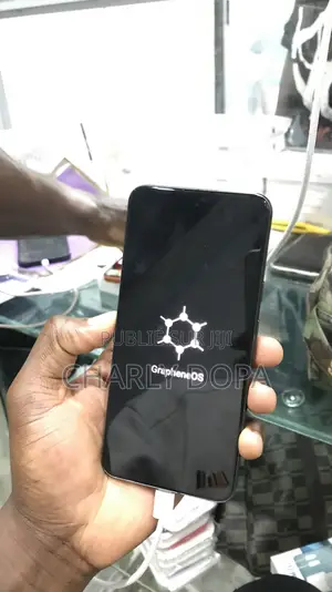 Google Pixel 8 128 GB Noir