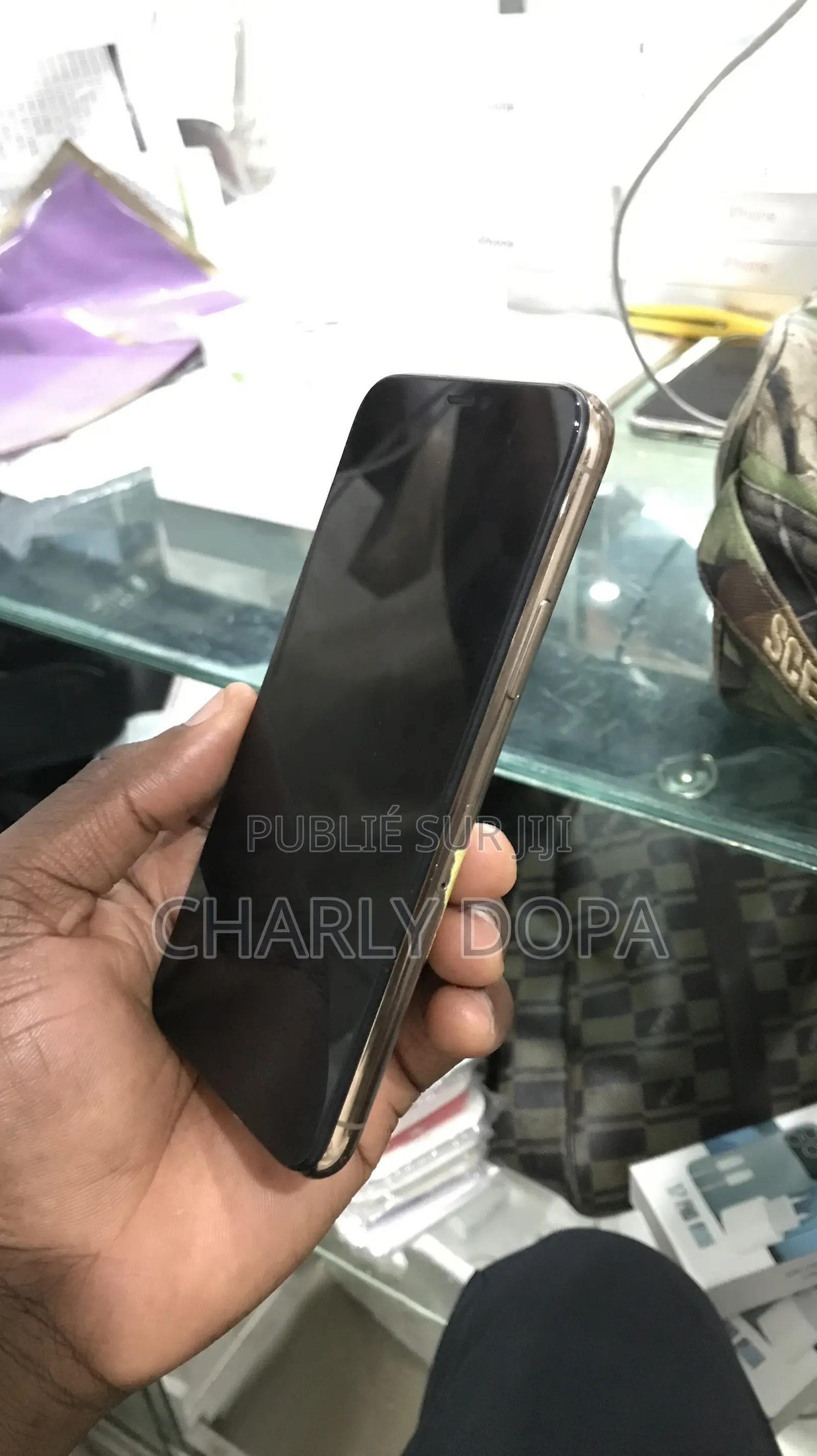 Apple iPhone 11 Pro 64 GB Doré