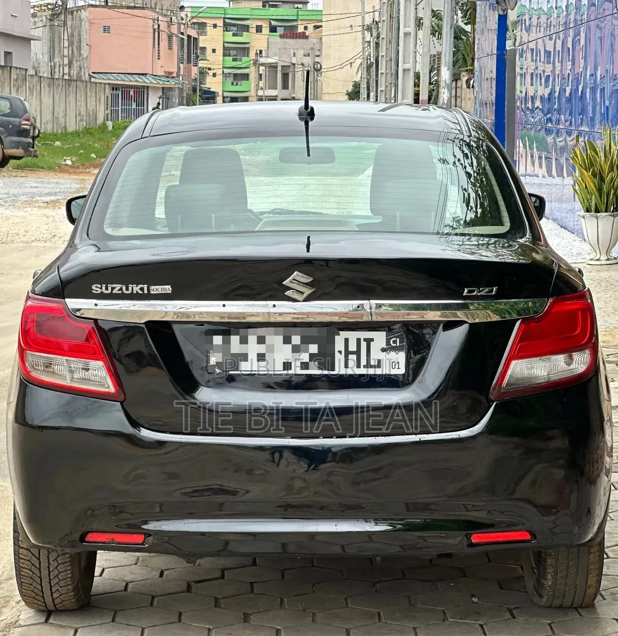 Suzuki Dzire 2024 Noir