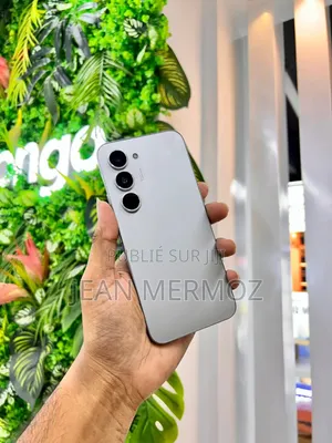 Nouveau Tecno Spark 40 Pro 256 GB Doré