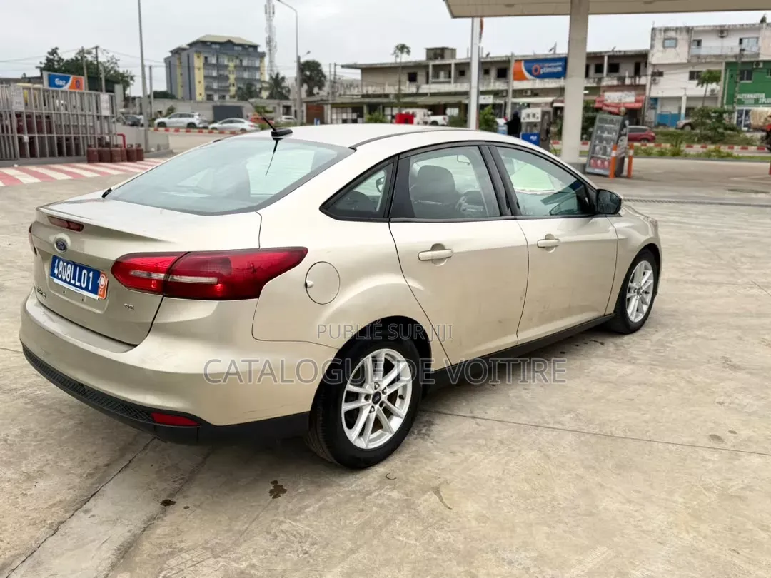 Ford Focus 2017 Beige