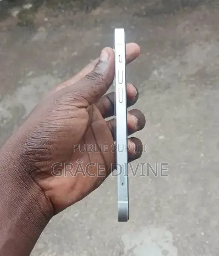 Nouveau Apple iPhone 12 128 GB Blanc