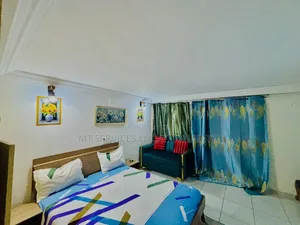 Meublé 1chbre Appartement dans Cocody à Louer