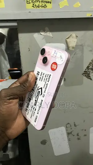 Apple iPhone 15 128 GB Rose